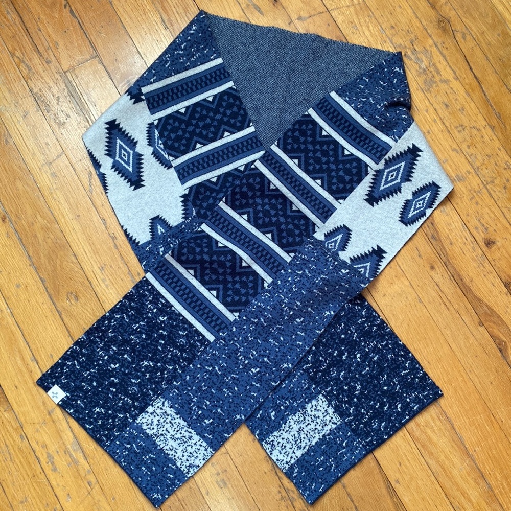 NWOT Sun + Stone Scarf